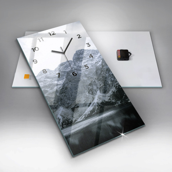 Vertical wall clock Morskie Oko in the Tatra Mountains