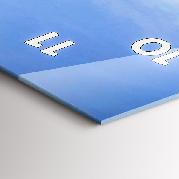 Vertical wall clock Sokolica Peak in the Pieniny Mountains