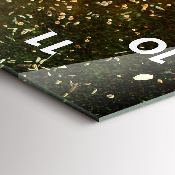 Vertical wall clock Spice abstraction