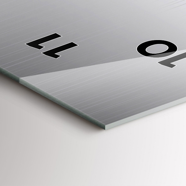 Vertical wall clock Silver pattern