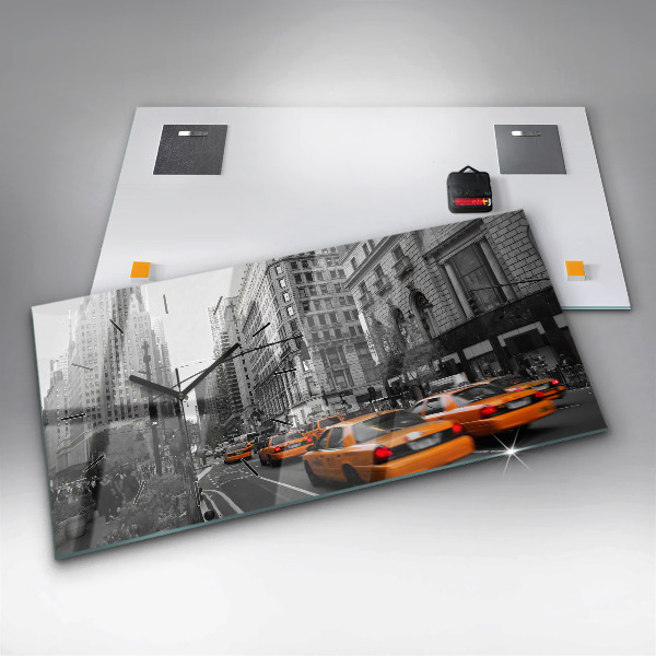 Horizontal wall clock Manhattan and Taxis
