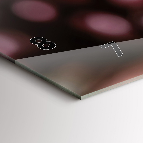 Horizontal wall clock A glass of red wine