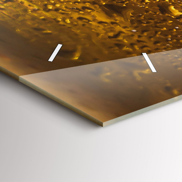 Horizontal wall clock A mug of beer