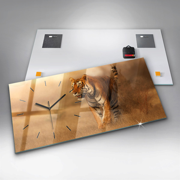 Horizontal wall clock Hunting Tiger
