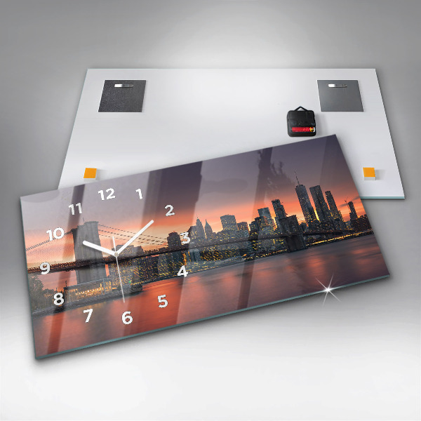 Horizontal wall clock New York East River