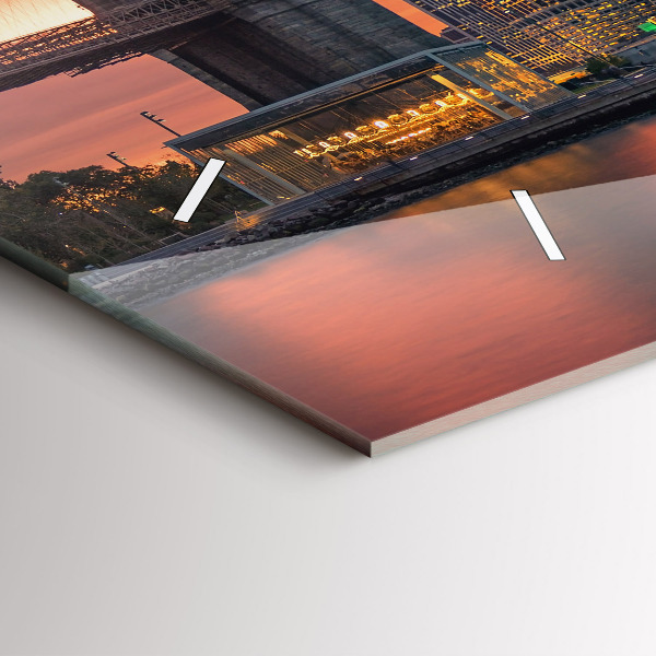 Horizontal wall clock New York East River