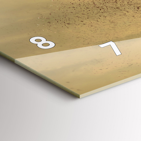 Horizontal wall clock Woman in figure