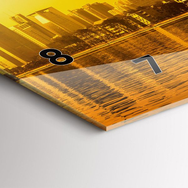 Horizontal wall clock Zhujiang River China