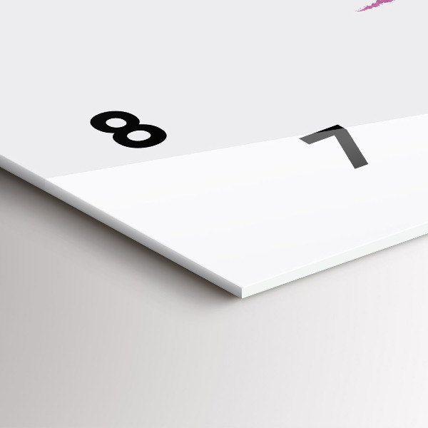 Horizontal wall clock Runner illustration