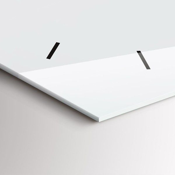 Horizontal wall clock Wicker basket with toys