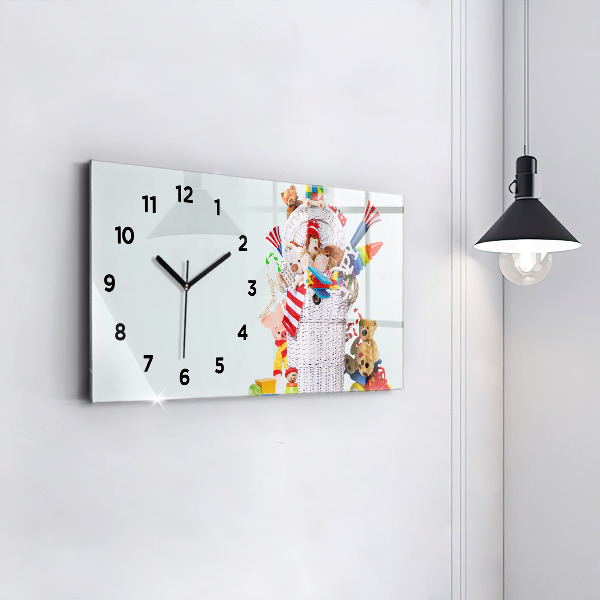 Horizontal wall clock Wicker basket with toys