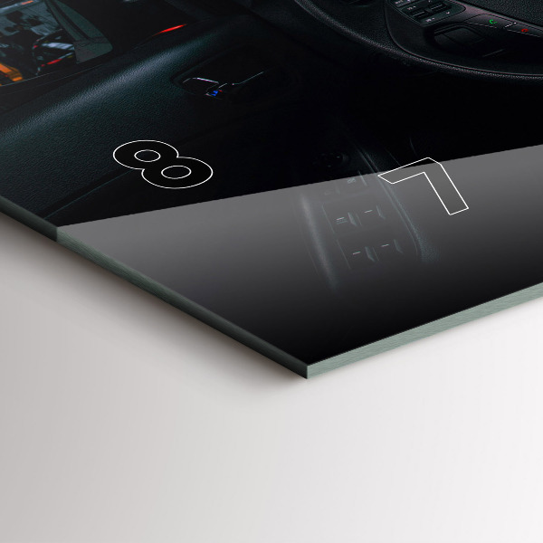 Horizontal wall clock Car in Tokyo