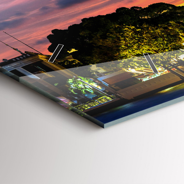 Horizontal wall clock Temple in Bangkok