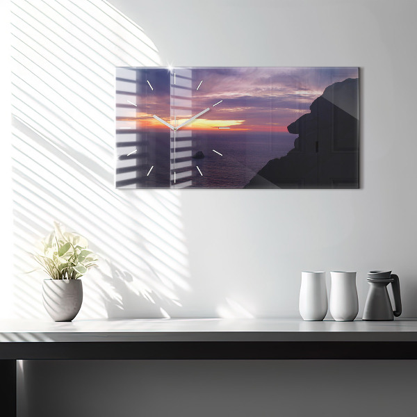 Horizontal wall clock Stone head