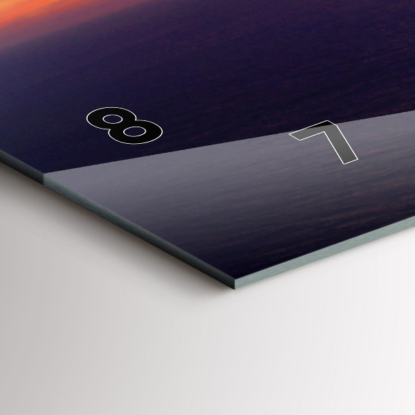 Horizontal wall clock Stone head