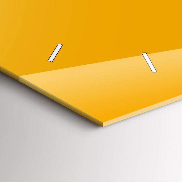 Horizontal wall clock Color golden yellow