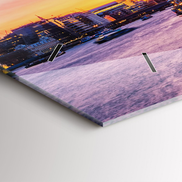 Horizontal wall clock View of London