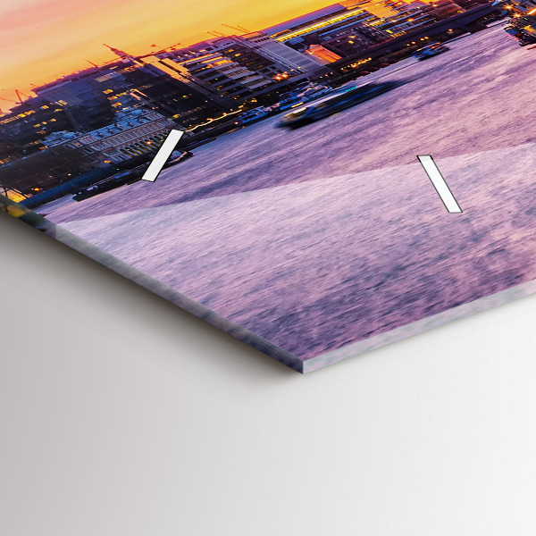 Horizontal wall clock View of London