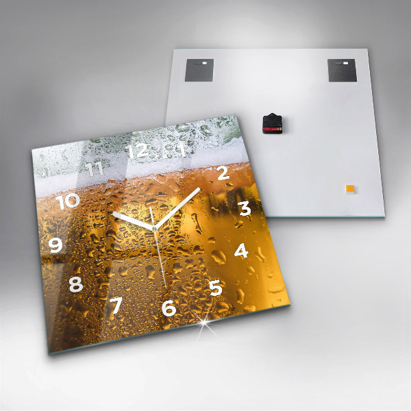 Square wall clock A mug of beer