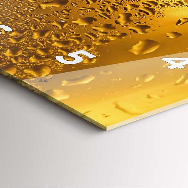 Square wall clock A mug of beer