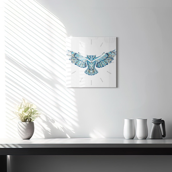 Square wall clock Owl in flight