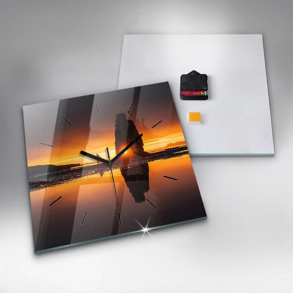 Square wall clock Runner and sunset