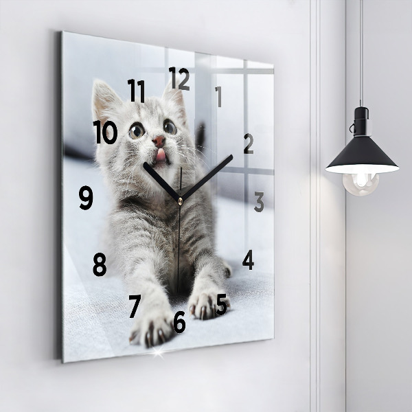 Square wall clock Cat on the couch