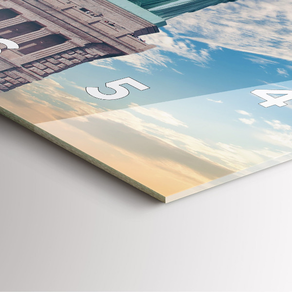 Square wall clock Statue of Liberty New York