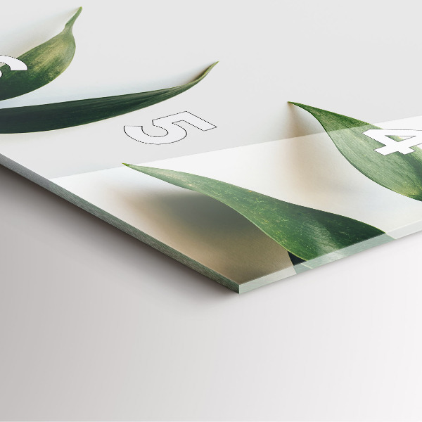 Square wall clock Leaf frame