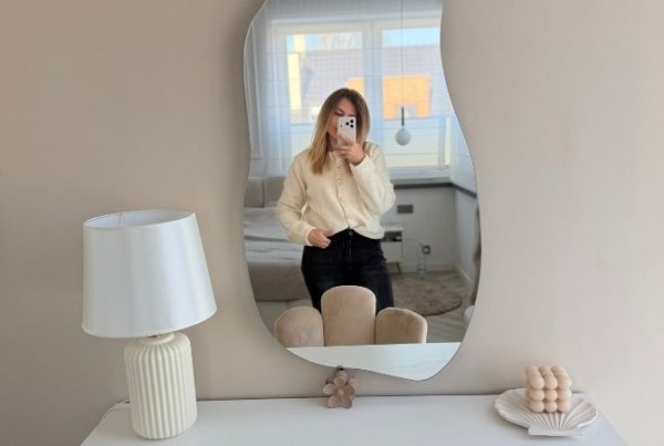 How have irregular mirrors changed modern design?