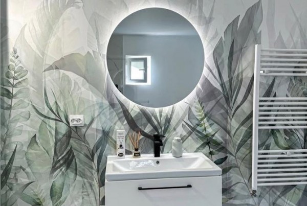 Modern wall mirror - trends that will transform your home